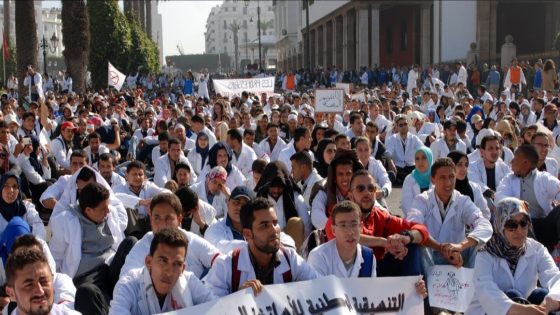 أساتذة التعليم الثانوي يعلقون إضرابهم مؤقتا