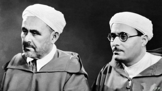 An undated picture taken in Cairo in February 1948 of Abdelkrim Khattabi, former leader of the Rif rebellion (1920-22) with his brother Mohamed Khattab (R). AFP PHOTO / AFP PHOTO / J. Weinberg
