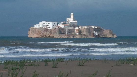 سبتة و مليلية و الجزر الجعفرية انكور و باديس في البرلمان الاسباني