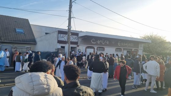 بعدسة ” سكاي ميضار الطو ” .. هذه أجواء عيد الفطر بمسجد السلام ب le havre الفرنسية