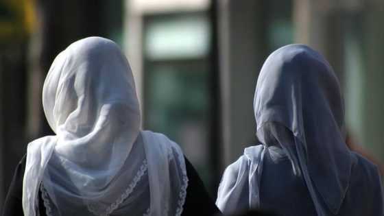 بعد منعها من طرف مدرسة تابعة للبعثة الفرنسية بسبب الحجاب بمراكش ،القضاء المغربي يتدخل