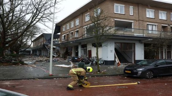 هولندا .. انفجار قوي يهز مدينة لاهاي ويدمر مبنى سكنياً بالكامل