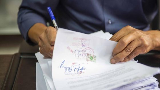 وأخيراً….الشارع المغربي يتنفس الصعداء بإلغاء 22 شهادة إدارية