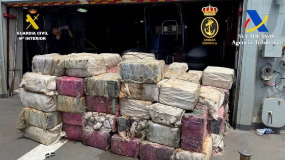 إسبانيا تحبط تهريب 3 أطنان من الكوكايين قبالة جزر الكناري بتنسيق مع عدة دول من بينها المغرب