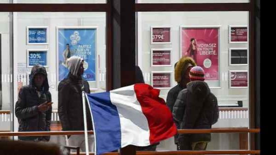 فرنسا ترفع حافز العودة الطوعية لـ 3500 يورو.