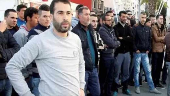 نبيل أحمجيق يدخل في إضراب عن الطعام بسجن طنجة 2